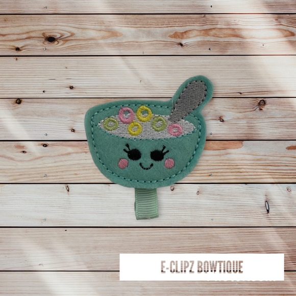 New fruit loops cereal feltie on hair clip for babies, girls, toddlers. - Picture 3 of 4
